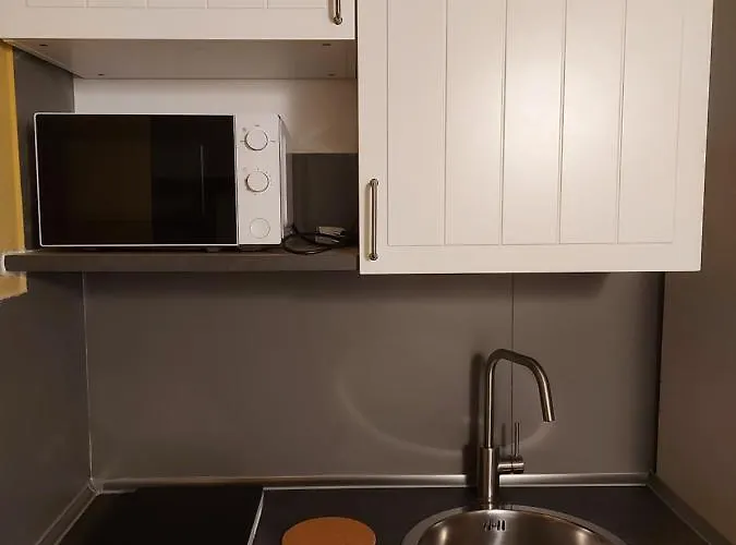 Celeste Costiera Affittacamere 3*