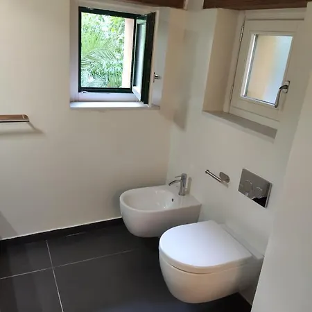 Celeste Costiera Гостевой дом 3*