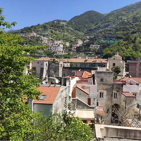 Celeste Costiera בית הארחה