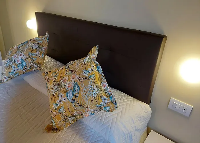 ゲストハウス Celeste Costiera 3*