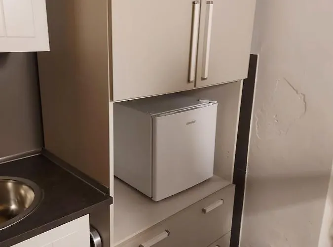 ゲストハウス Celeste Costiera 3*