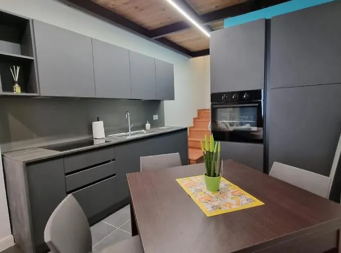 Celeste Costiera 3* マイオーリ