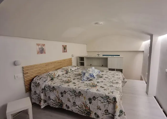 ゲストハウス Celeste Costiera 3*