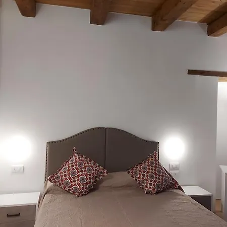 게스트하우스 Celeste Costiera 3*